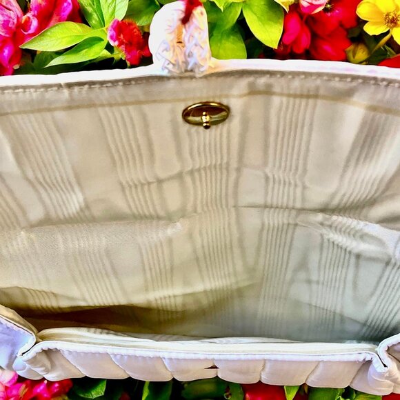 Victoria Needlework Vintage 70's White Quilted Clutch Bag New - Picture 9 of 14
